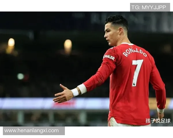 球服11号背后那些足球传奇人物与他们的精彩时刻